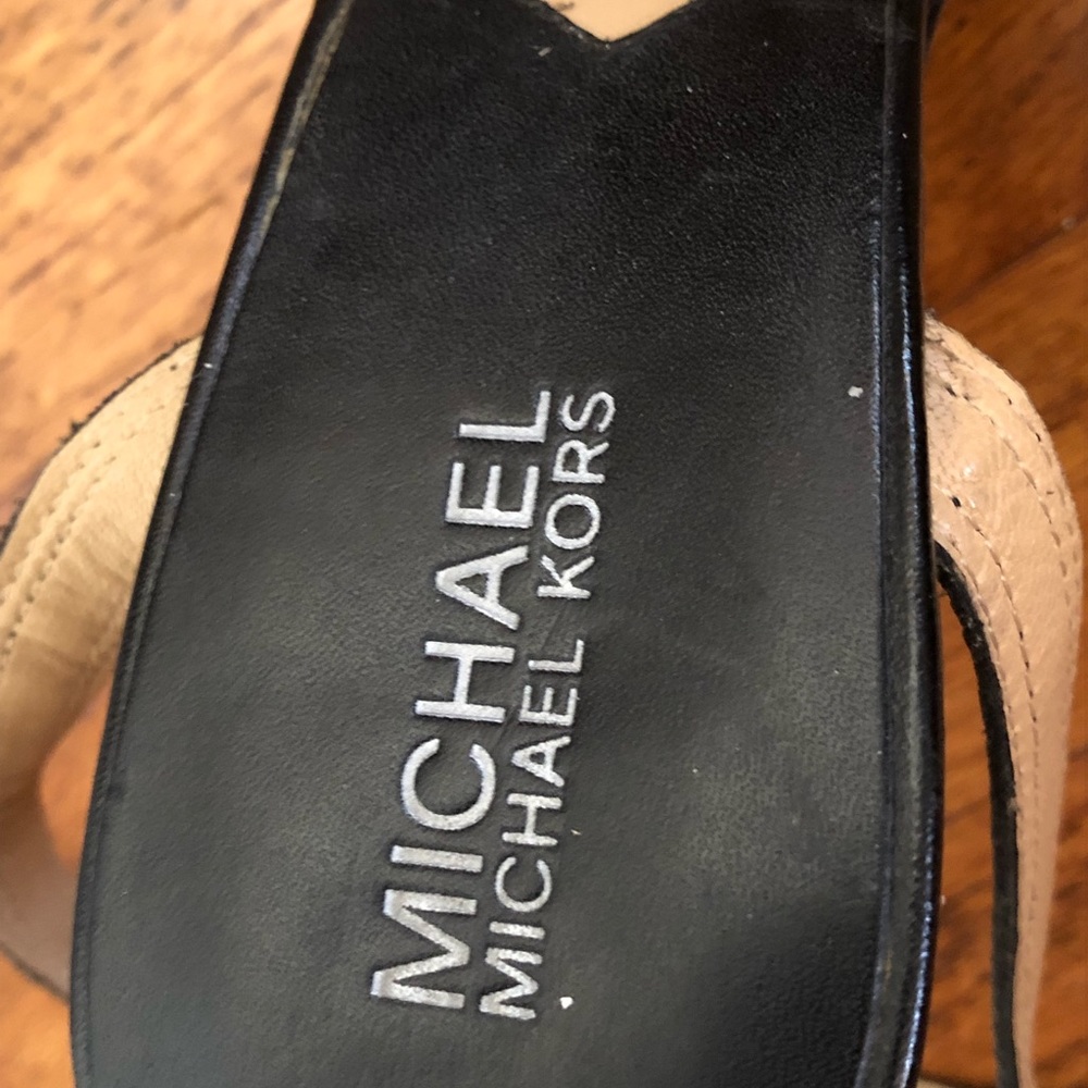 Michael Kors chunky heel black ankle strap Sandals - Picture 6 of 11